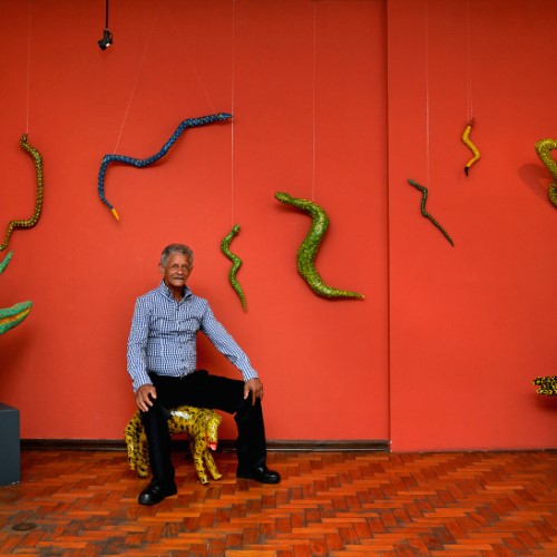 Resende celebra 90 anos do artista plástico Jorge Brito em exposição gratuita